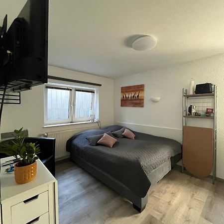 Apartamento Ruhige Sout. Whg. Feldrandnaehe Seligenstadt Exterior foto